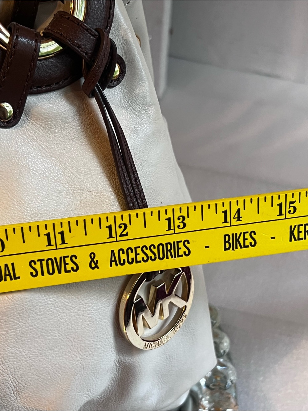 Michael Kors Cream and Brown Leather Shoulder Bag - Picture 8 of 14